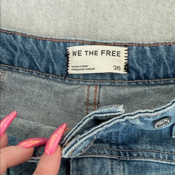 We The Free Palmer Cuffed Shorts - Picture 2 of 5